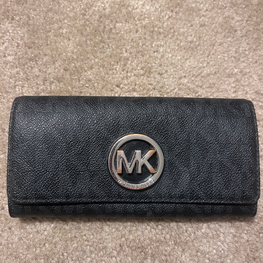 Michael Kors Black Textured Wallet